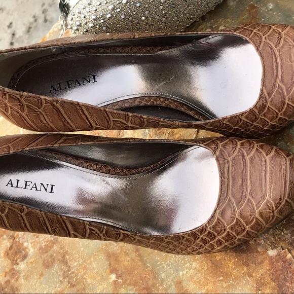 Alfani Shoes - Size 7, Great condition - Picture 2 of 7